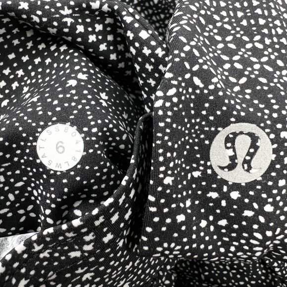 Lululemon Fast & Free 7/8 Tight II Leggings High Waisted Nulux 25"  Meisai Print - Picture 7 of 10